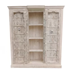 ARMARIO TALLADO DOS PUERTAS